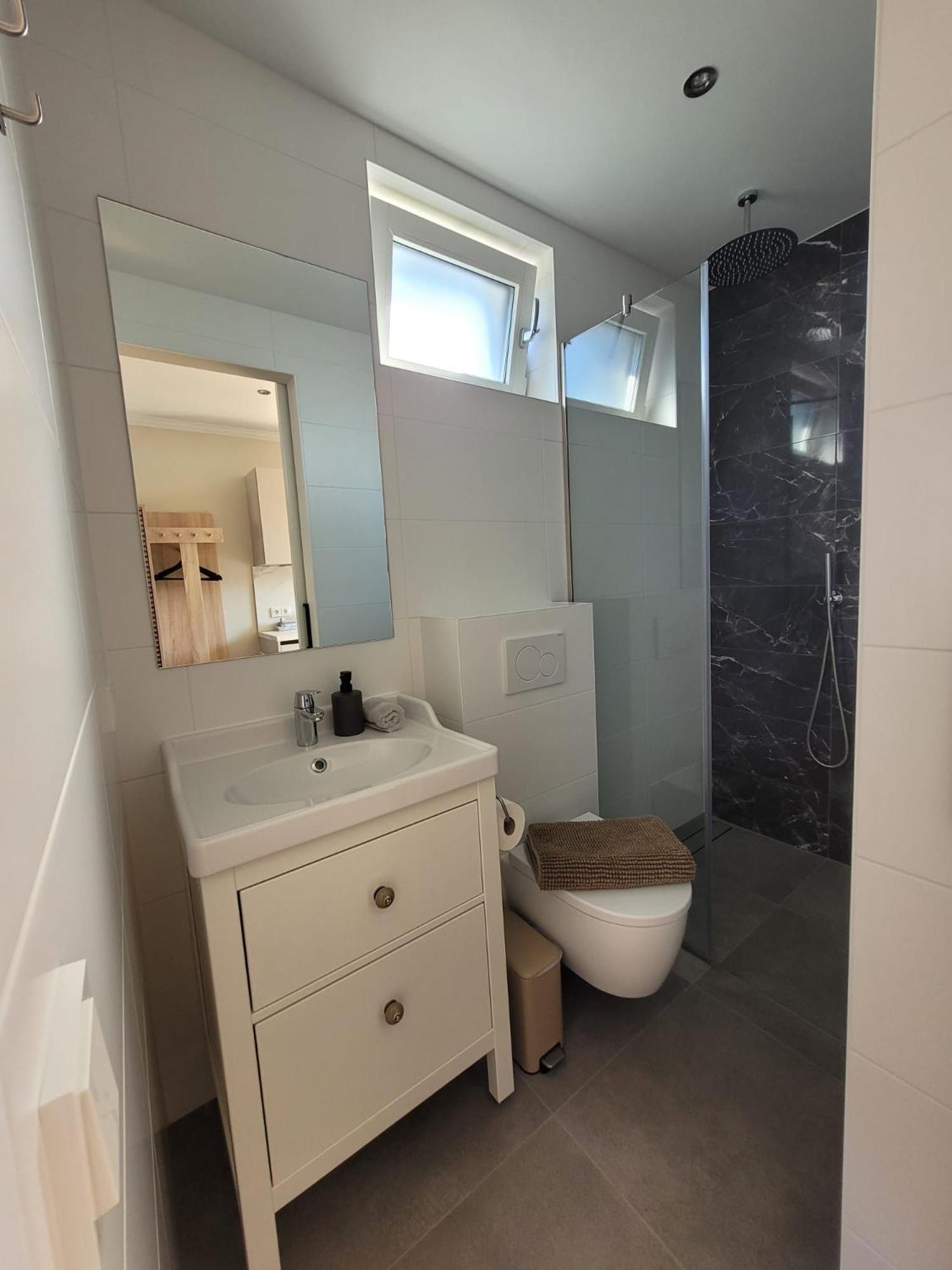 Luxe Kamer Langendam 48 Met Prive Terras Zoutelande Exteriör bild