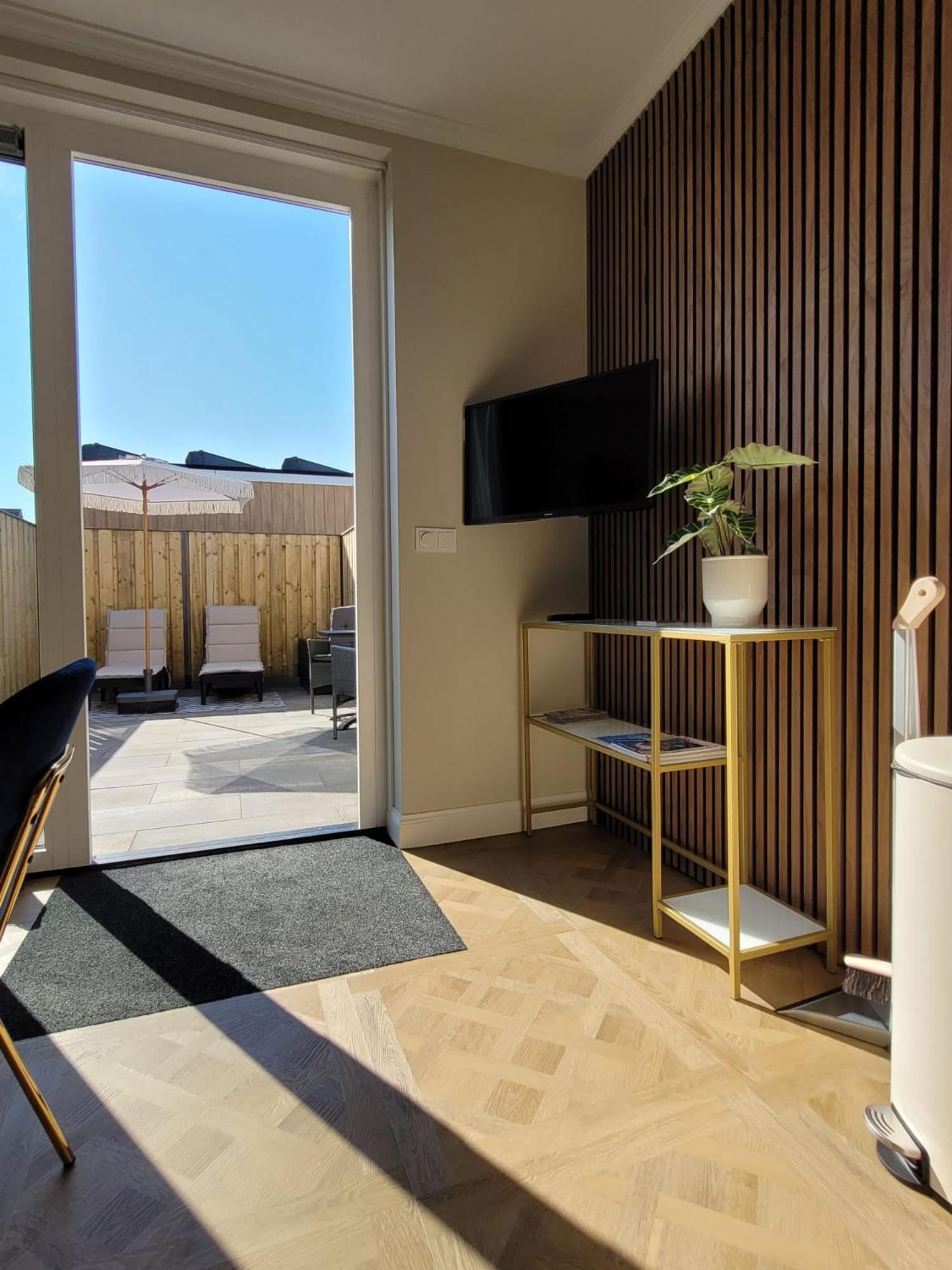 Luxe Kamer Langendam 48 Met Prive Terras Zoutelande Exteriör bild