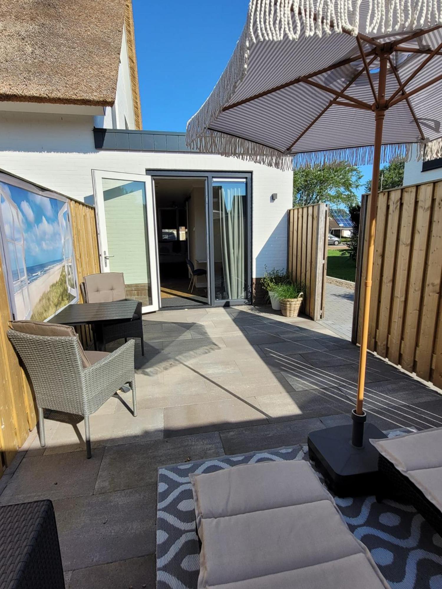 Luxe Kamer Langendam 48 Met Prive Terras Zoutelande Exteriör bild