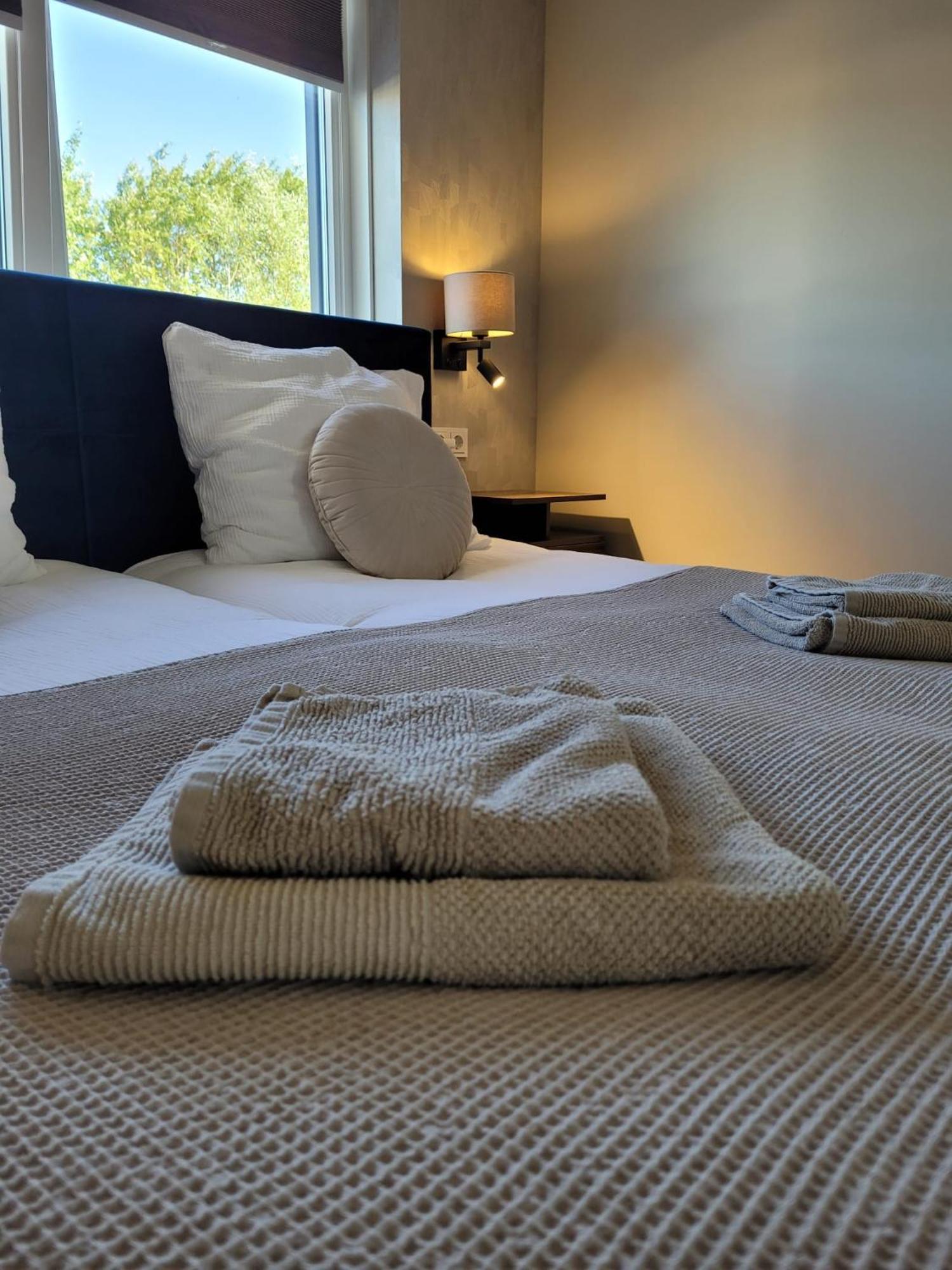 Luxe Kamer Langendam 48 Met Prive Terras Zoutelande Exteriör bild